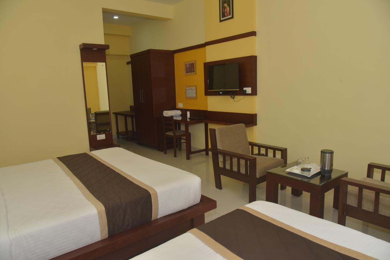 Hotel Akshayadhara Subrahmanya Εξωτερικό φωτογραφία